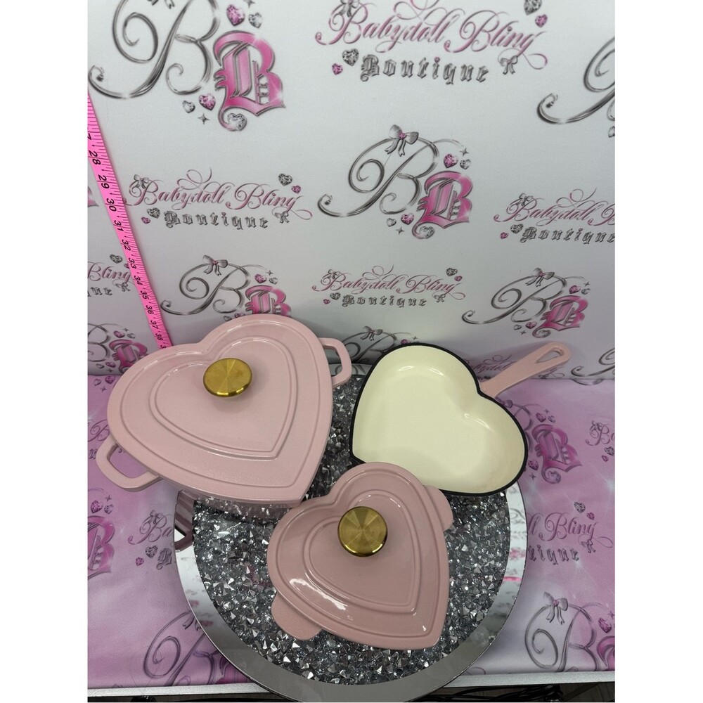 3 pots pans heart shape cast iron Pink Heart-Shaped Cookware Set lids gold knob - Picture 2 of 12
